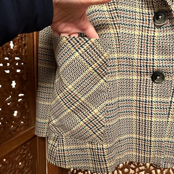 🚺 Cabi tan plaid blazer - Picture 5 of 13